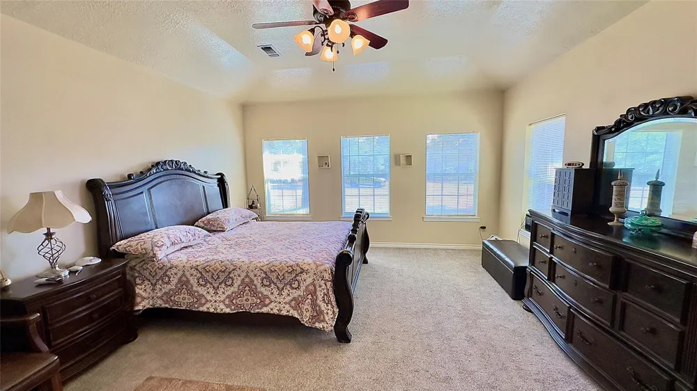 6161 County Road 3385 Lovelady, TX 75851