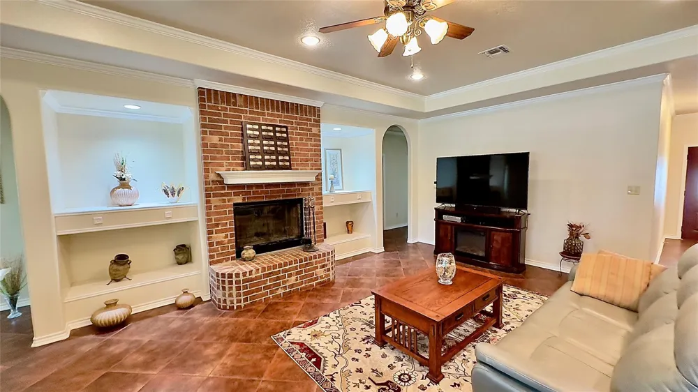 6161 County Road 3385 Lovelady, TX 75851