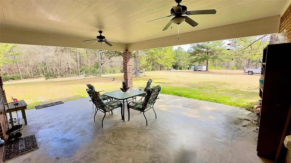6161 County Road 3385 Lovelady, TX 75851