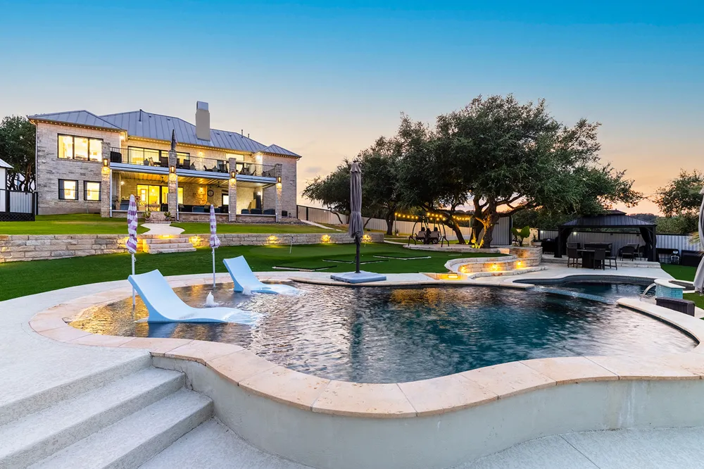 20516 Queen Bee Lane