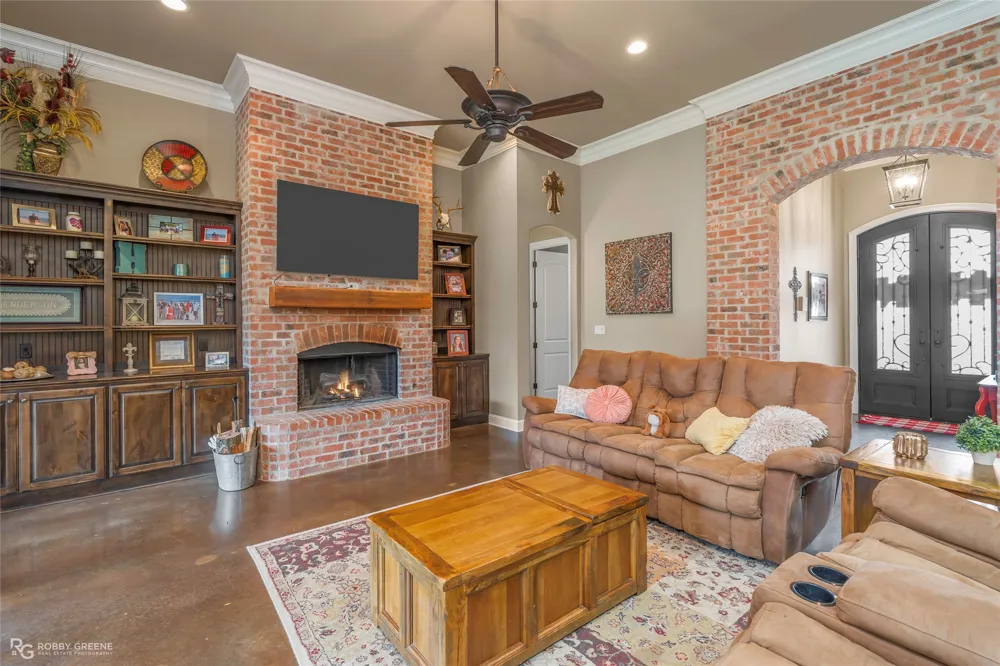 567 Ramsey Drive Stonewall, LA 71078