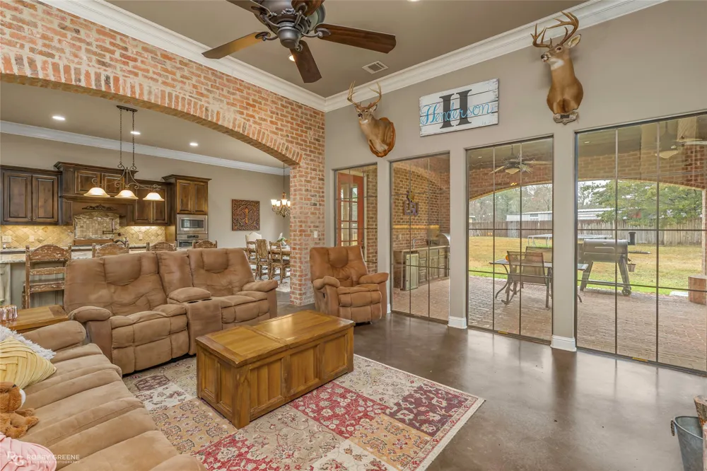 567 Ramsey Drive Stonewall, LA 71078
