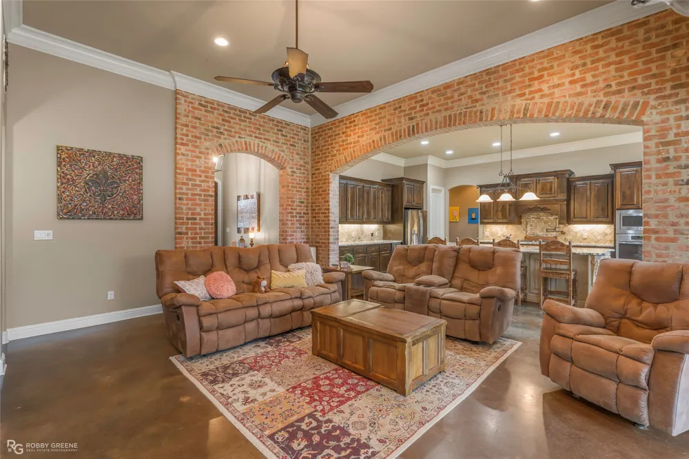 567 Ramsey Drive Stonewall, LA 71078