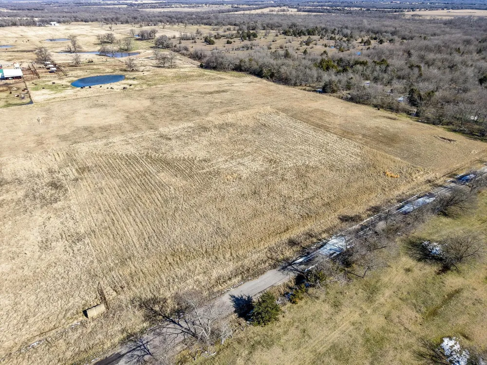 768 County Road 1021 Wolfe City, TX 75496