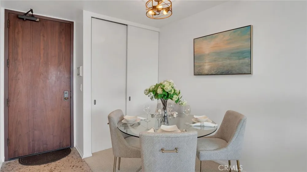 222 S Central #432 Los Angeles, CA 90012