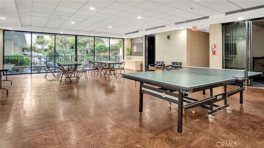222 S Central #432 Los Angeles, CA 90012