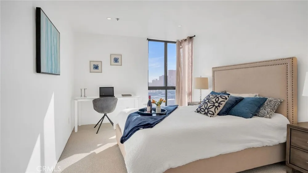 222 S Central #432 Los Angeles, CA 90012