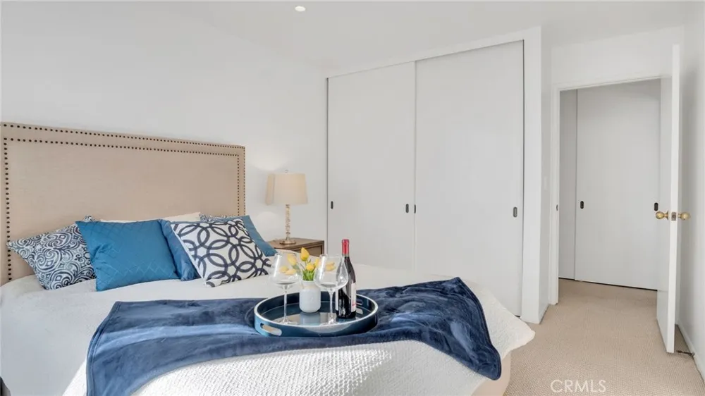 222 S Central #432 Los Angeles, CA 90012