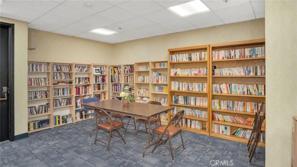 222 S Central #432 Los Angeles, CA 90012