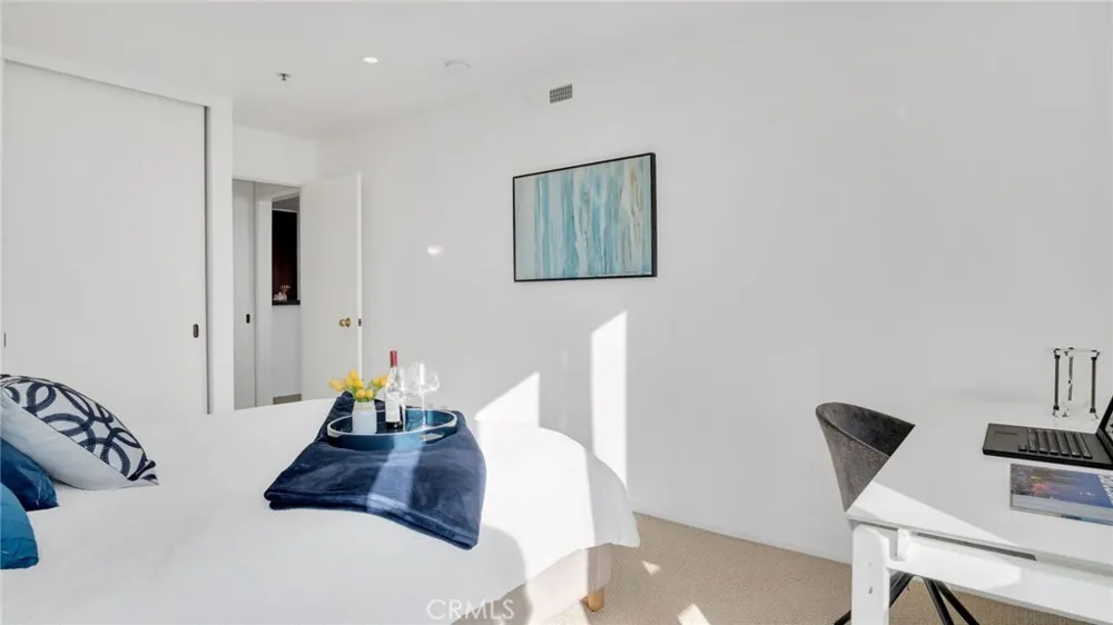 222 S Central #432 Los Angeles, CA 90012