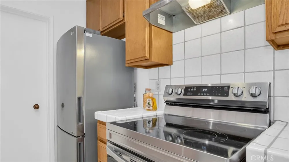 222 S Central #432 Los Angeles, CA 90012