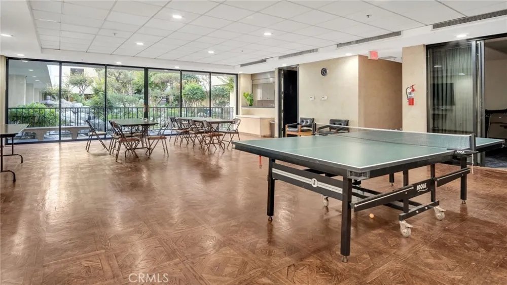 222 S Central #432 Los Angeles, CA 90012