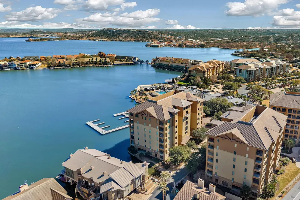 1001 The Cape Road #16 Horseshoe Bay, TX 78657