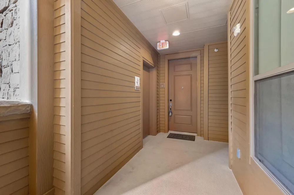 1001 The Cape Road #16 Horseshoe Bay, TX 78657