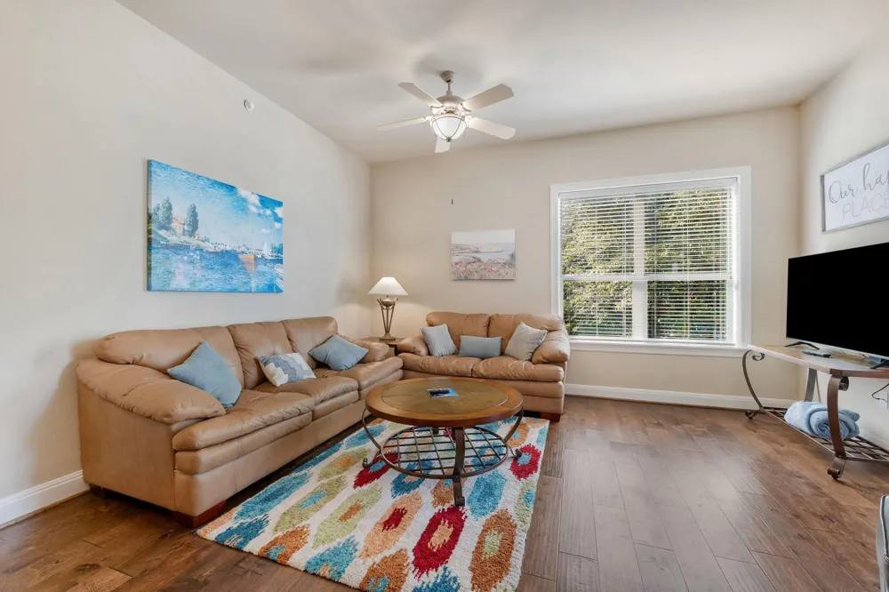 1001 The Cape Road #16 Horseshoe Bay, TX 78657
