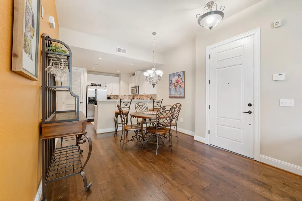 1001 The Cape Road #16 Horseshoe Bay, TX 78657