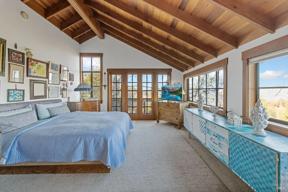 4040 Spring Mountain Road St. Helena, CA 94574