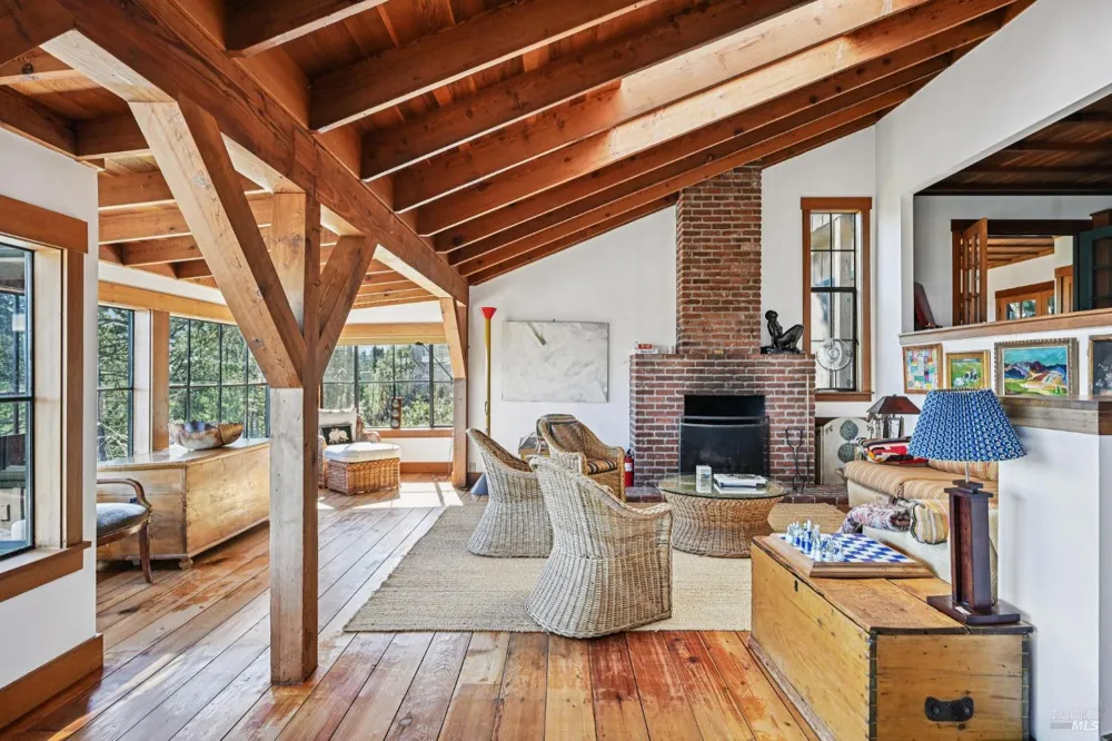 4040 Spring Mountain Road St. Helena, CA 94574