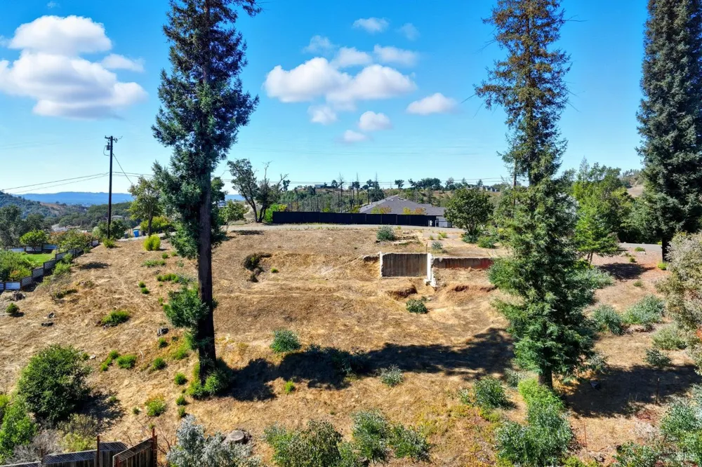 1436 Lorraine Way Santa Rosa, CA 95404