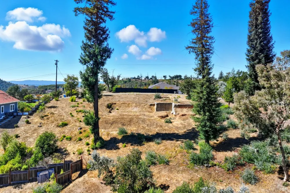 1436 Lorraine Way Santa Rosa, CA 95404