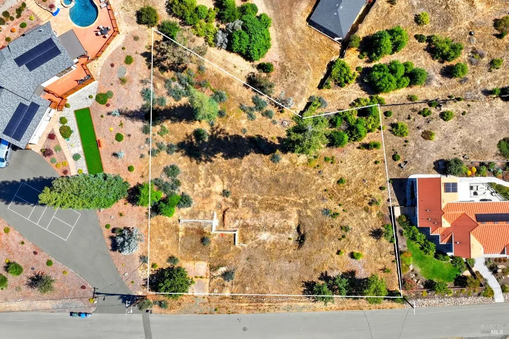 1436 Lorraine Way Santa Rosa, CA 95404