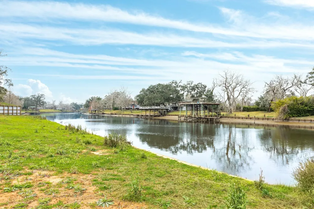 2 County Road 344 Sweeny, TX 77480