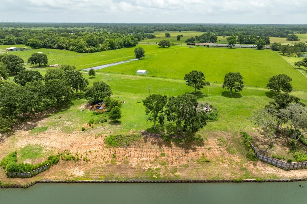 2 County Road 344 Sweeny, TX 77480
