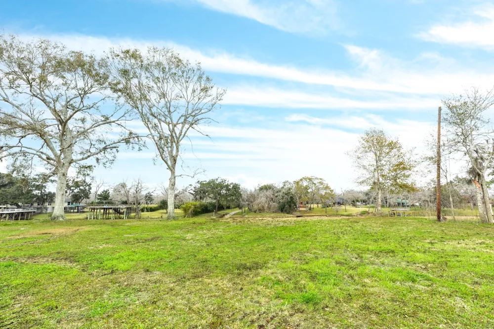 2 County Road 344 Sweeny, TX 77480