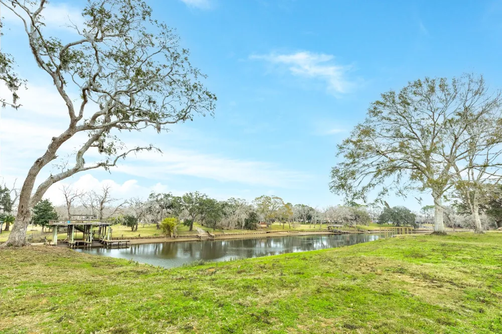 3 County Road 344 Sweeny, TX 77480