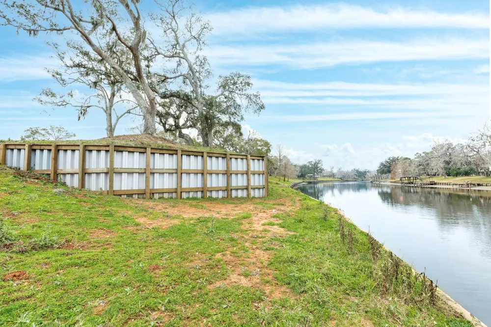 3 County Road 344 Sweeny, TX 77480