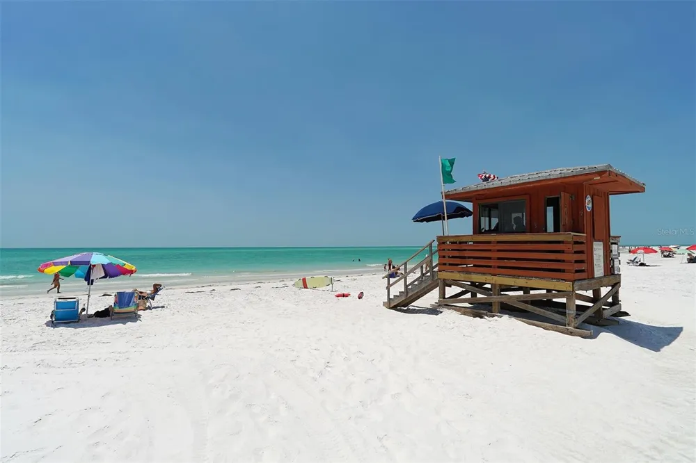 213 WASHINGTON DRIVE Sarasota, FL 34236