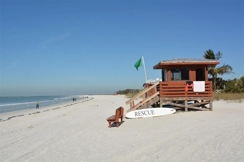 213 WASHINGTON DRIVE Sarasota, FL 34236