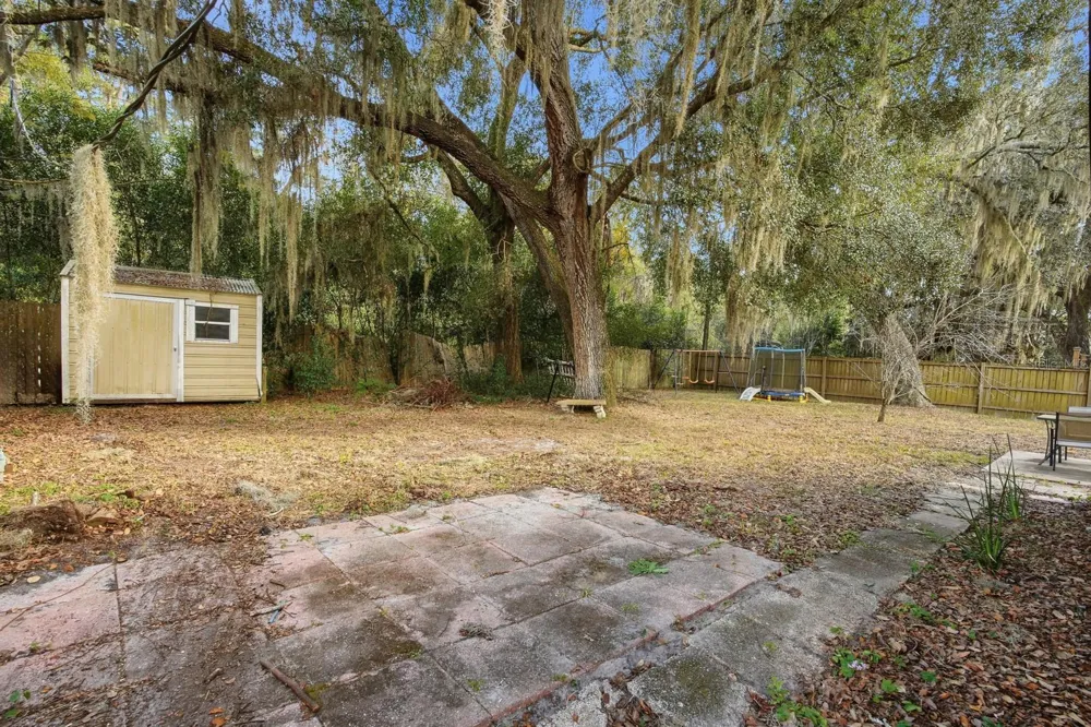 133 CRESTWOOD AVENUE Palatka, FL 32177