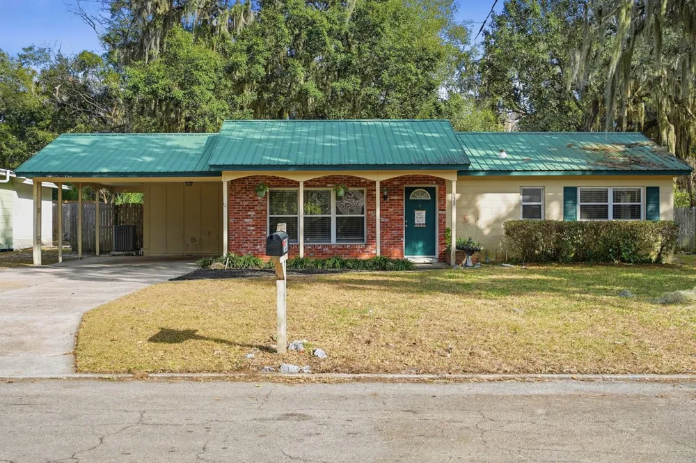 133 CRESTWOOD AVENUE Palatka, FL 32177