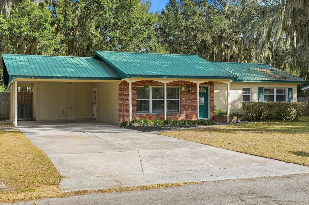 133 CRESTWOOD AVENUE Palatka, FL 32177