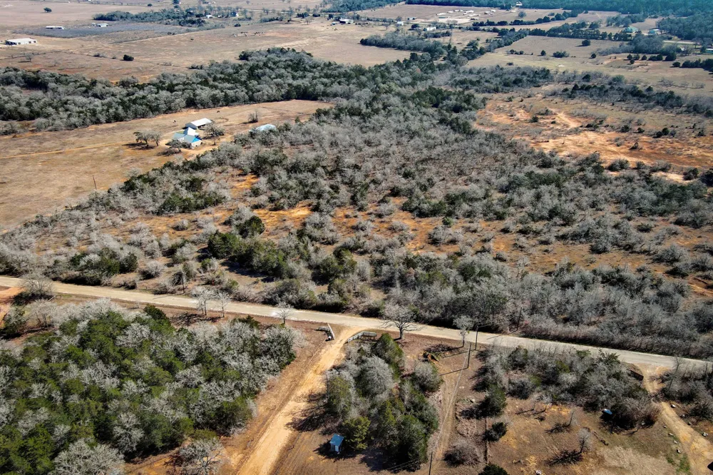 3628 S Highway 304 Rosanky, TX 78953