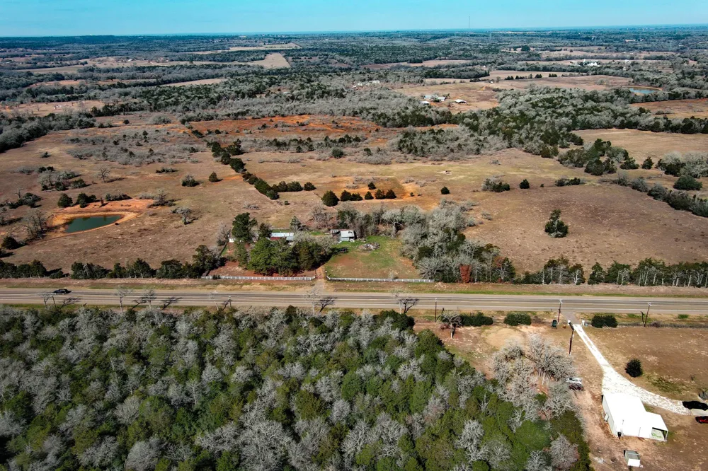 3628 S Highway 304 Rosanky, TX 78953