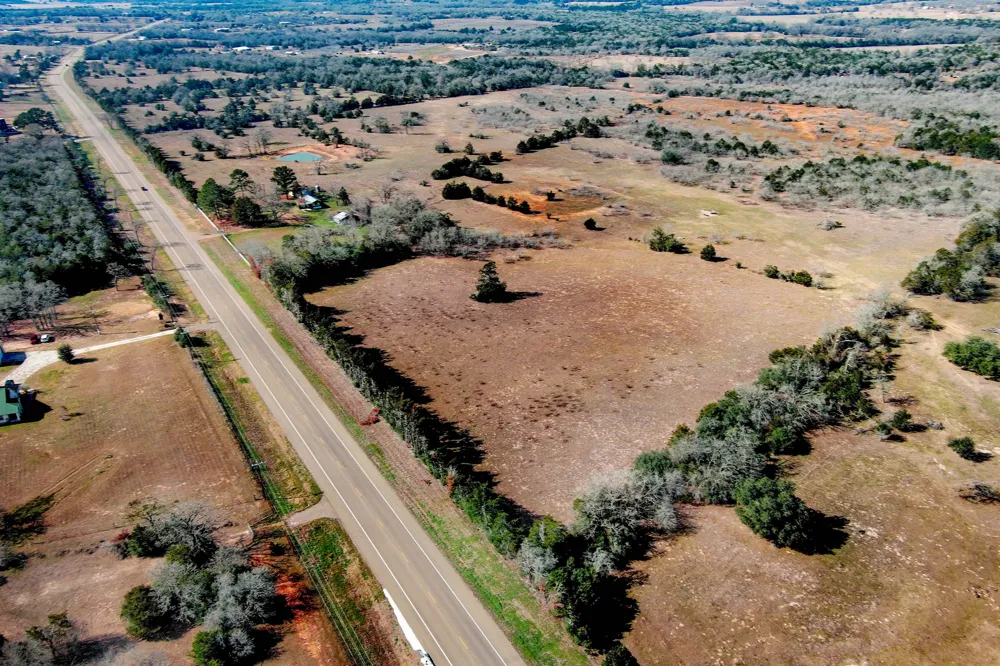 3628 S Highway 304 Rosanky, TX 78953