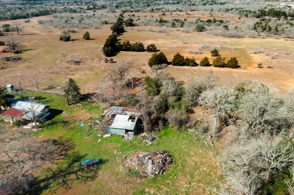 3628 S Highway 304 Rosanky, TX 78953