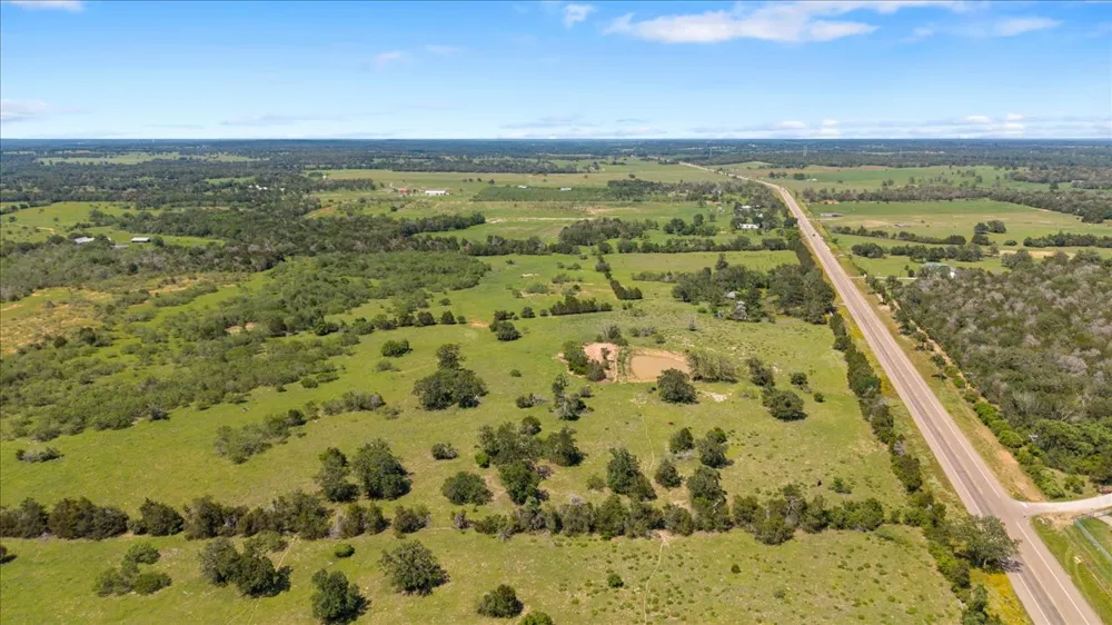 3628 S Highway 304 Rosanky, TX 78953