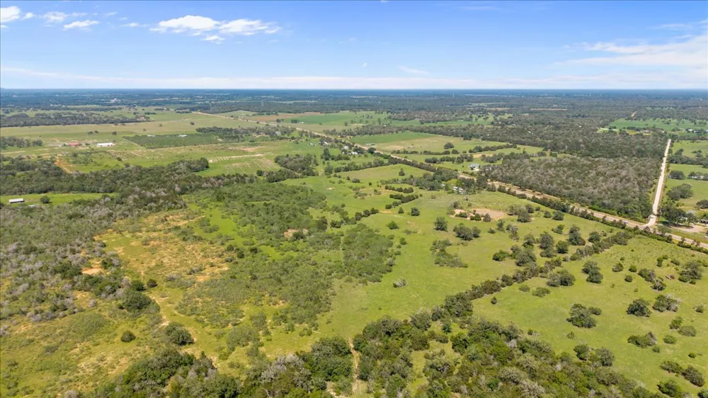 3628 S Highway 304 Rosanky, TX 78953
