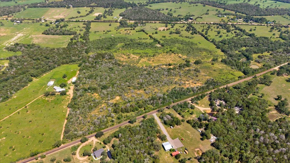 3628 S Highway 304 Rosanky, TX 78953