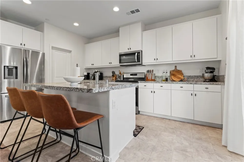 12704 Ironstone Moreno Valley, CA 92555