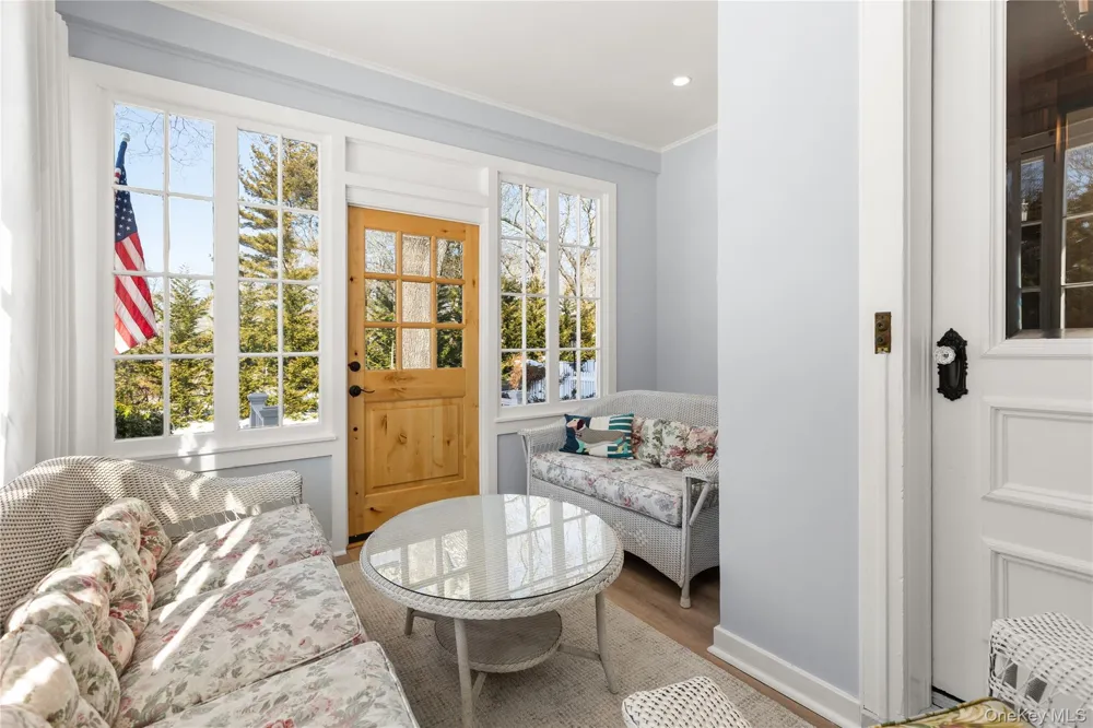 3475 Oaklawn Avenue Southold, NY 11971