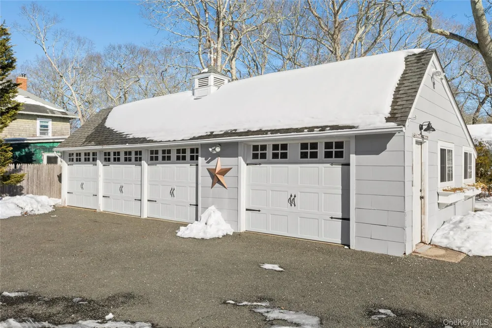 3475 Oaklawn Avenue Southold, NY 11971