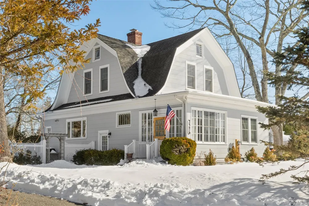 3475 Oaklawn Avenue Southold, NY 11971