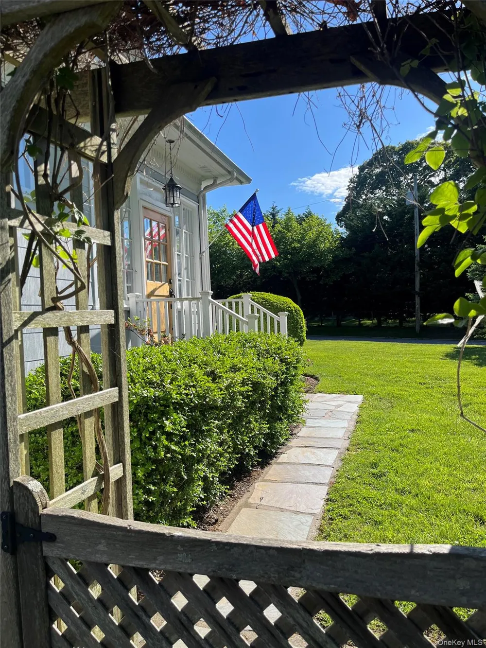 3475 Oaklawn Avenue Southold, NY 11971