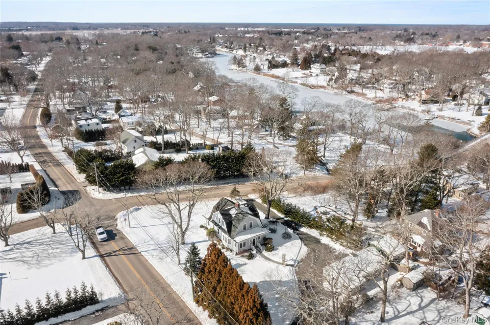 3475 Oaklawn Avenue Southold, NY 11971