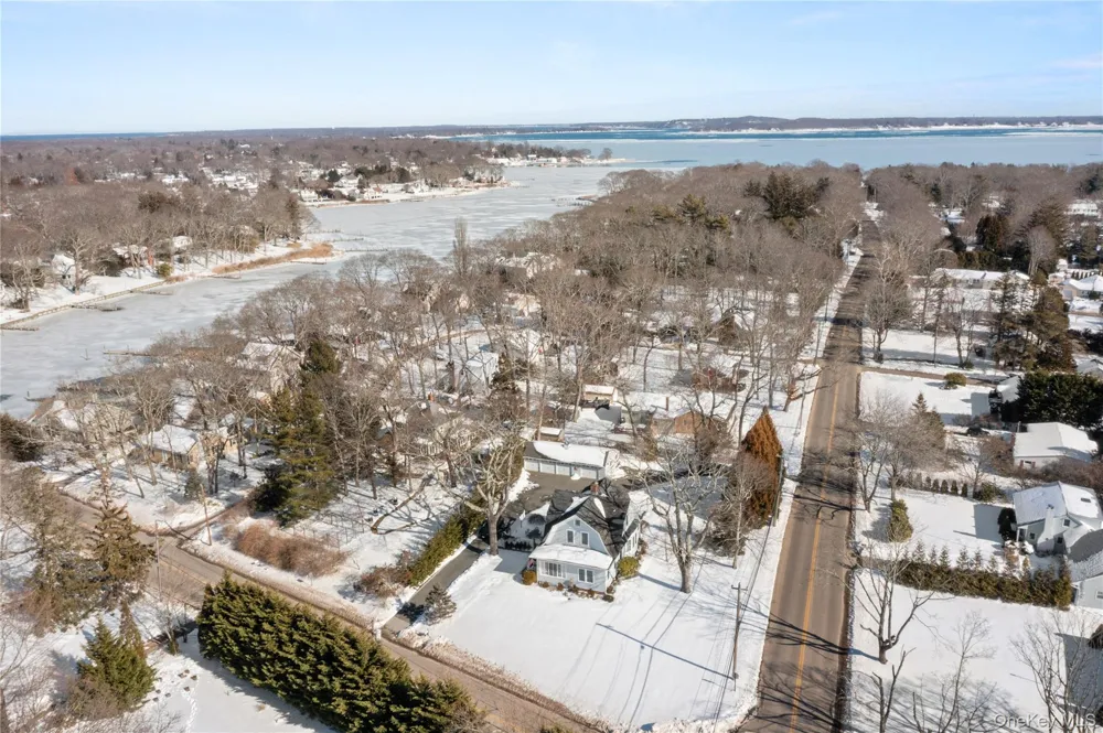 3475 Oaklawn Avenue Southold, NY 11971