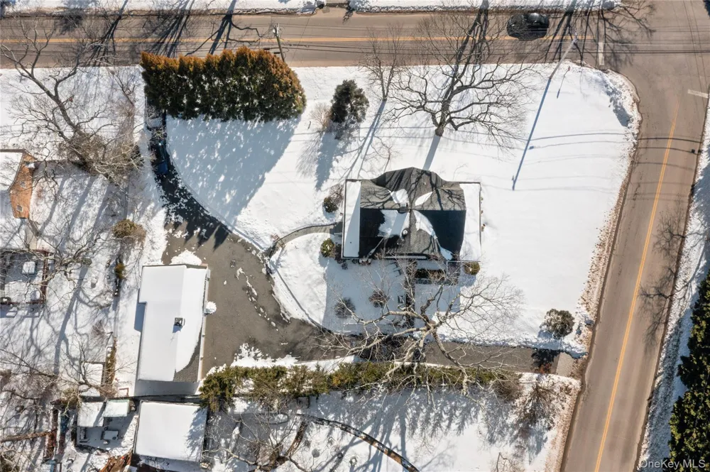 3475 Oaklawn Avenue Southold, NY 11971
